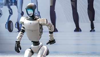 2025年全球人形机器人出货量将达1.3万台 - ��ý���鱨��վ