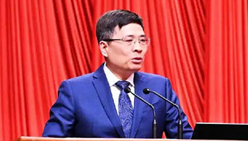 海尔周云杰谈AI发展：要么与AI同进化，要么被AI边缘化 - ��ý���鱨��վ