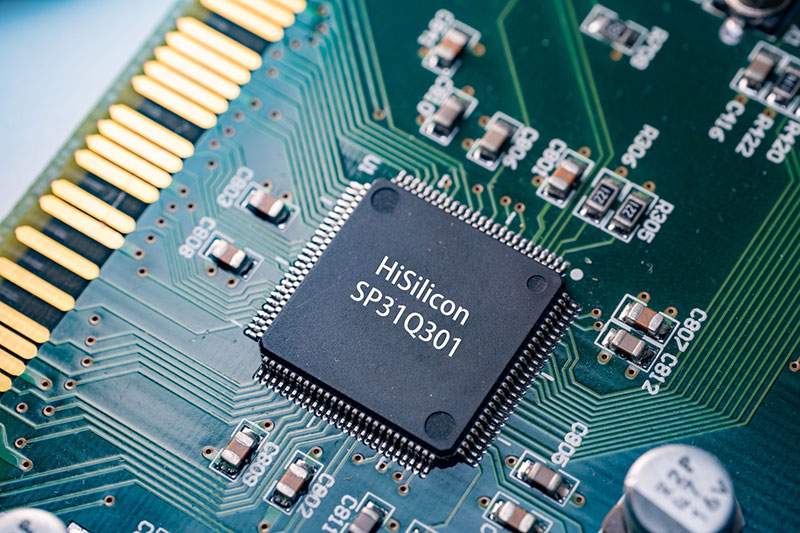 海思星闪指向遥控解决方案SP31Q301：重新定义大屏交互的“空间魔法”(图1)