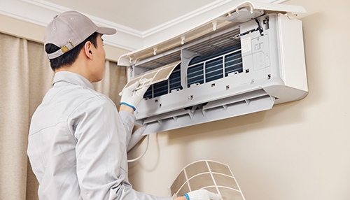 罗永浩吐槽大金空调售后：7 台内机年维护费达 1.5 万 - ��ý���鱨��վ