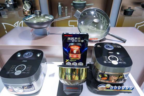 “邪修”出圈，装备升级：AWE2026厨房小家电定义厨房消费新范式(图5)